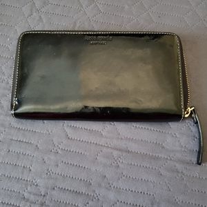 Zip around  wallet full size